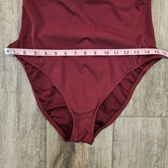 La Blanca Scalloped V-Neck One-Piece Swimsuit Women's Size 10 Maroon Lace-Up - Picture 5 of 13